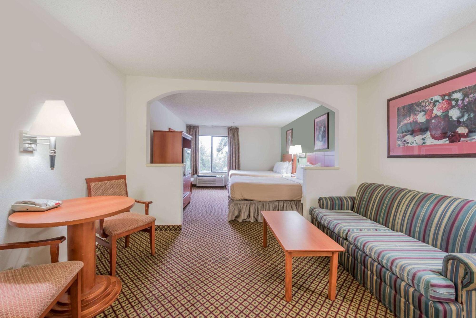 Super 8 By Wyndham Fort Worth Downtown South Extérieur photo